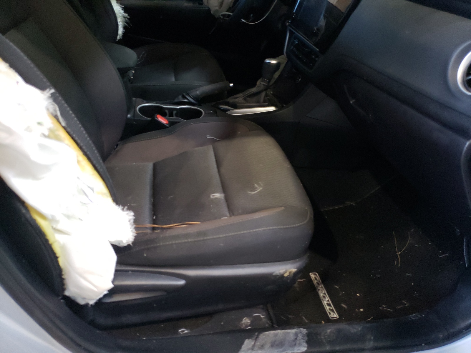 Photo 9 from auction – 2018 TOYOTA COROLLA L with VIN 5YFBURHE3JP752963