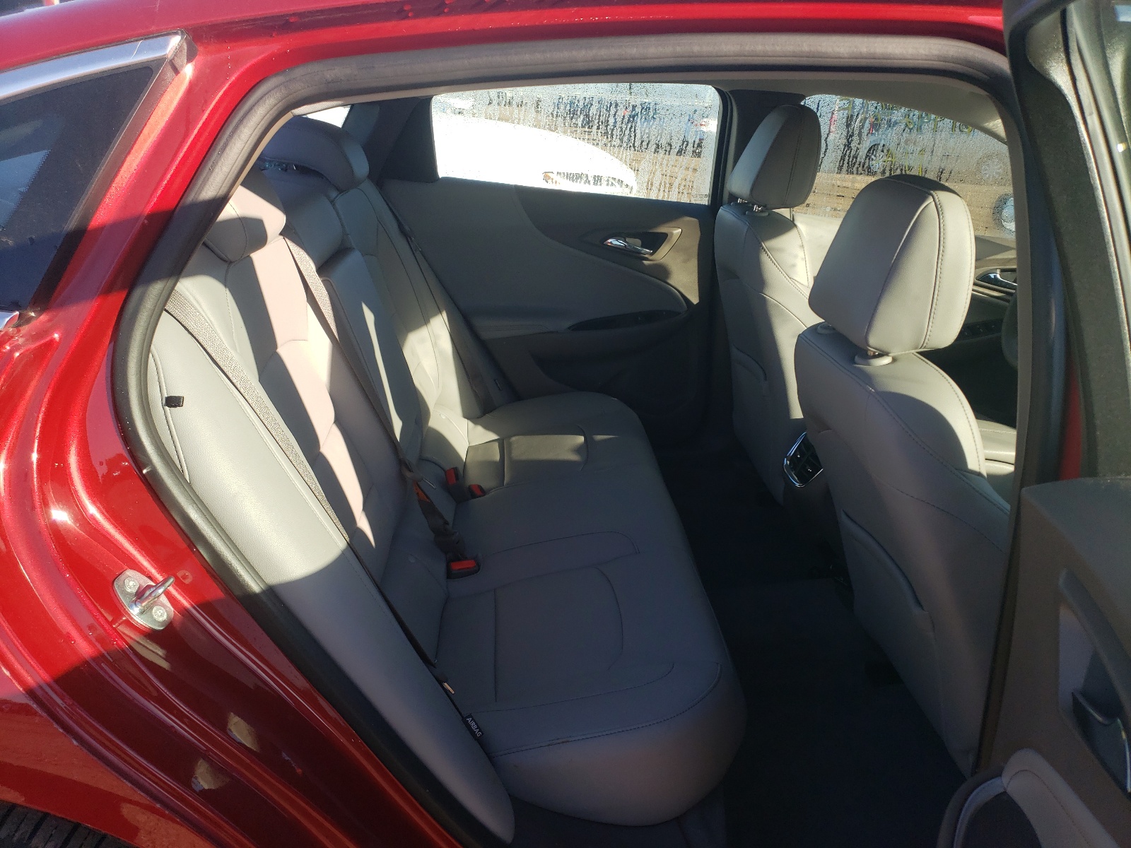 Photo 6 from auction – 2016 CHEVROLET MALIBU LT with VIN 1G1ZE5ST3GF327909