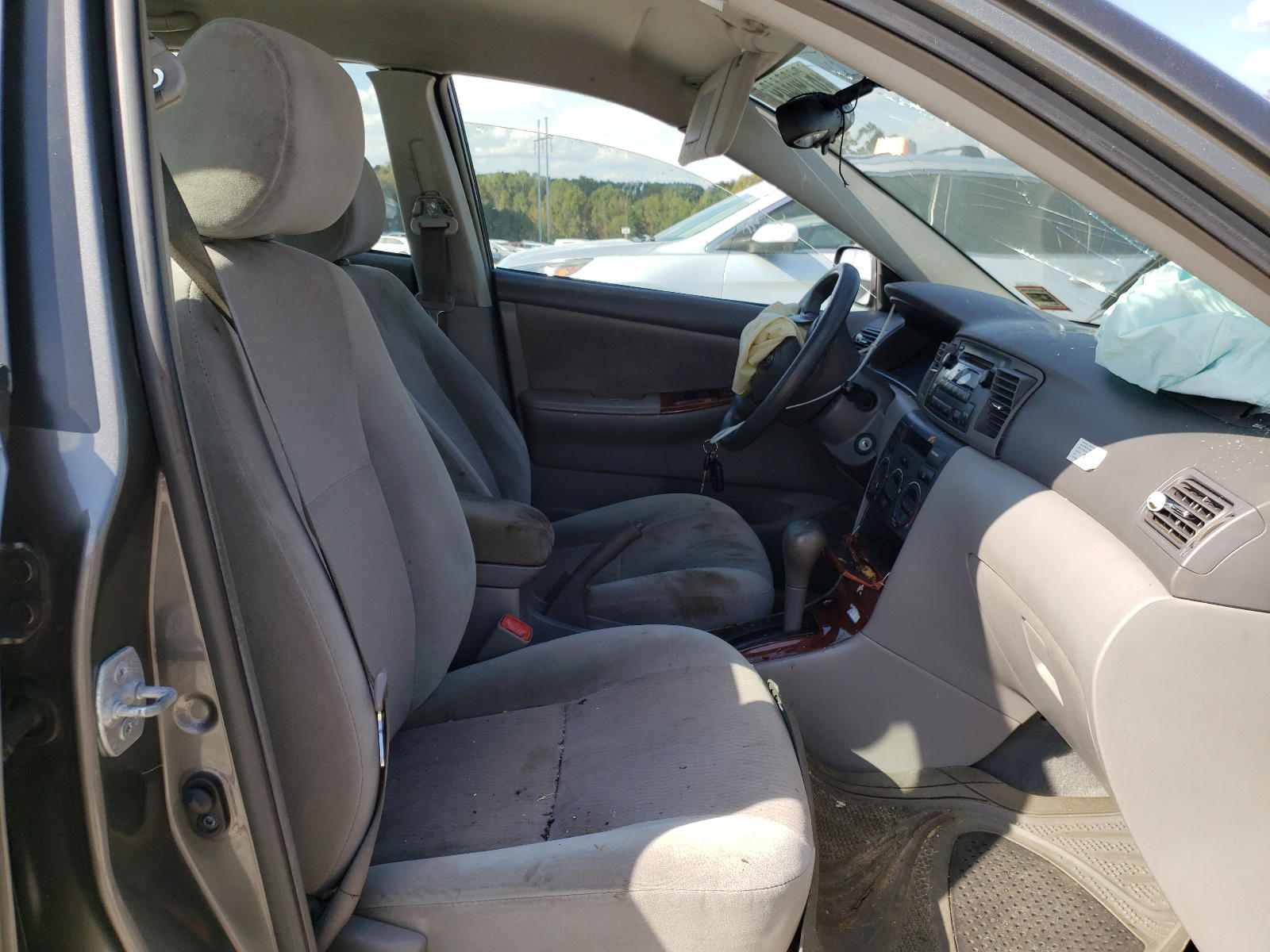 Photo 5 from auction – 2008 TOYOTA COROLLA CE with VIN 2T1BR32E78C908648