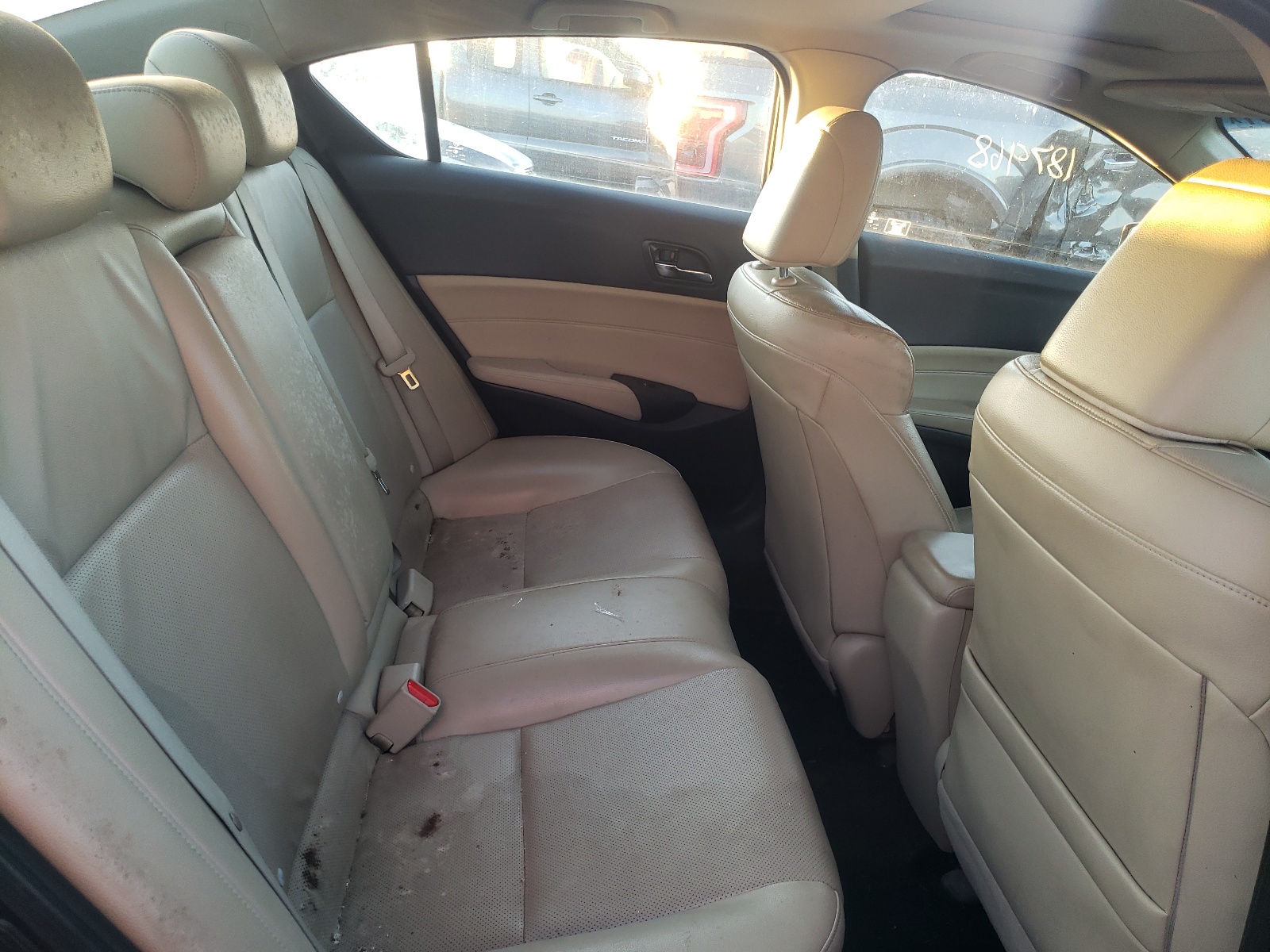 Photo 6 from auction – 2013 ACURA ILX 20 PRE with VIN 19VDE1F55DE010377