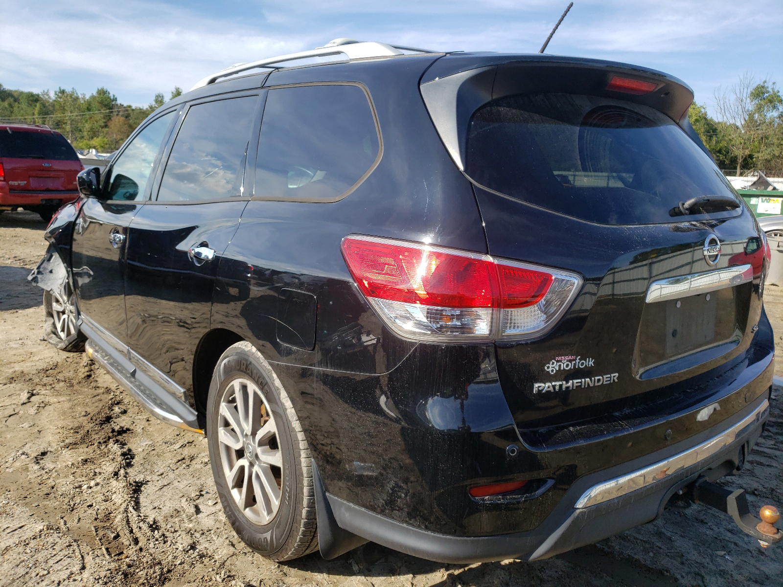 Photo 3 from auction – 2014 NISSAN PATHFINDER with VIN 5N1AR2MN0EC636320
