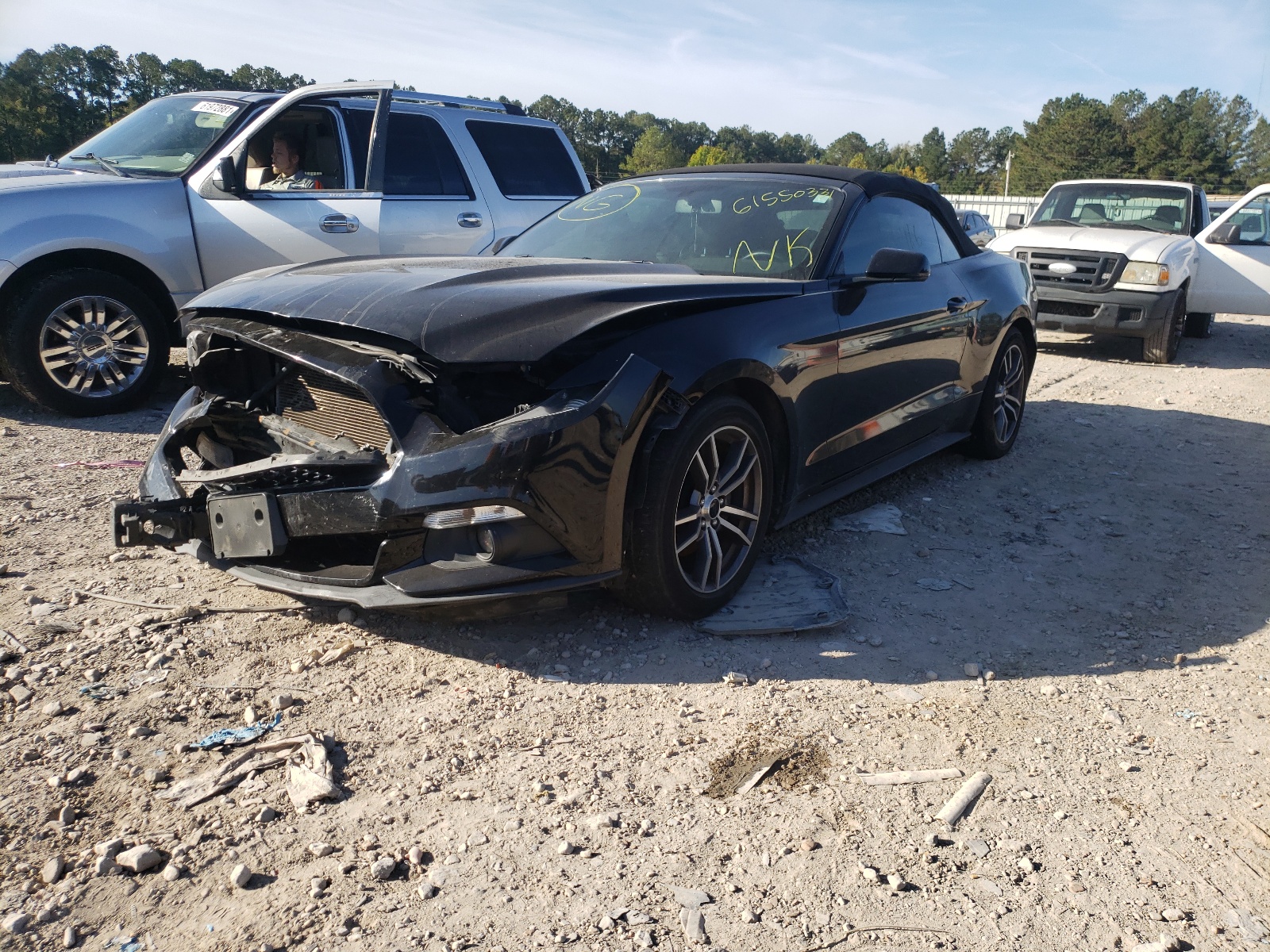 Photo 2 from auction – 2015 FORD MUSTANG with VIN 1FATP8UH3F5404418