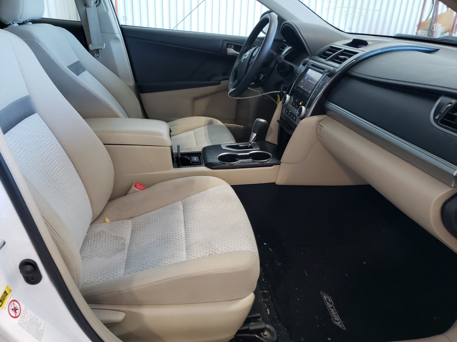 Zdjęcie 5 z aukcji – 2012 TOYOTA CAMRY BASE z VIN 4T4BF1FK7CR229389