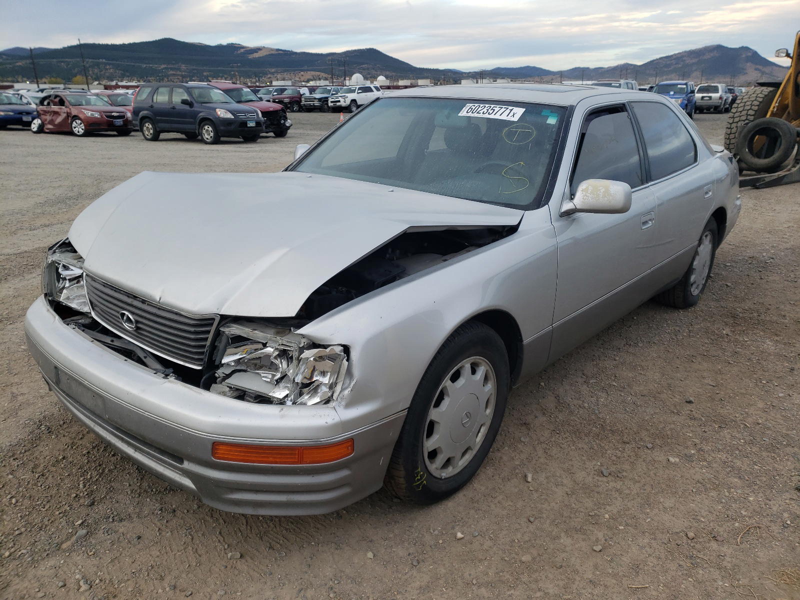 Photo 2 from auction – 1997 LEXUS LS 400 with VIN JT8BH28FXV0072741