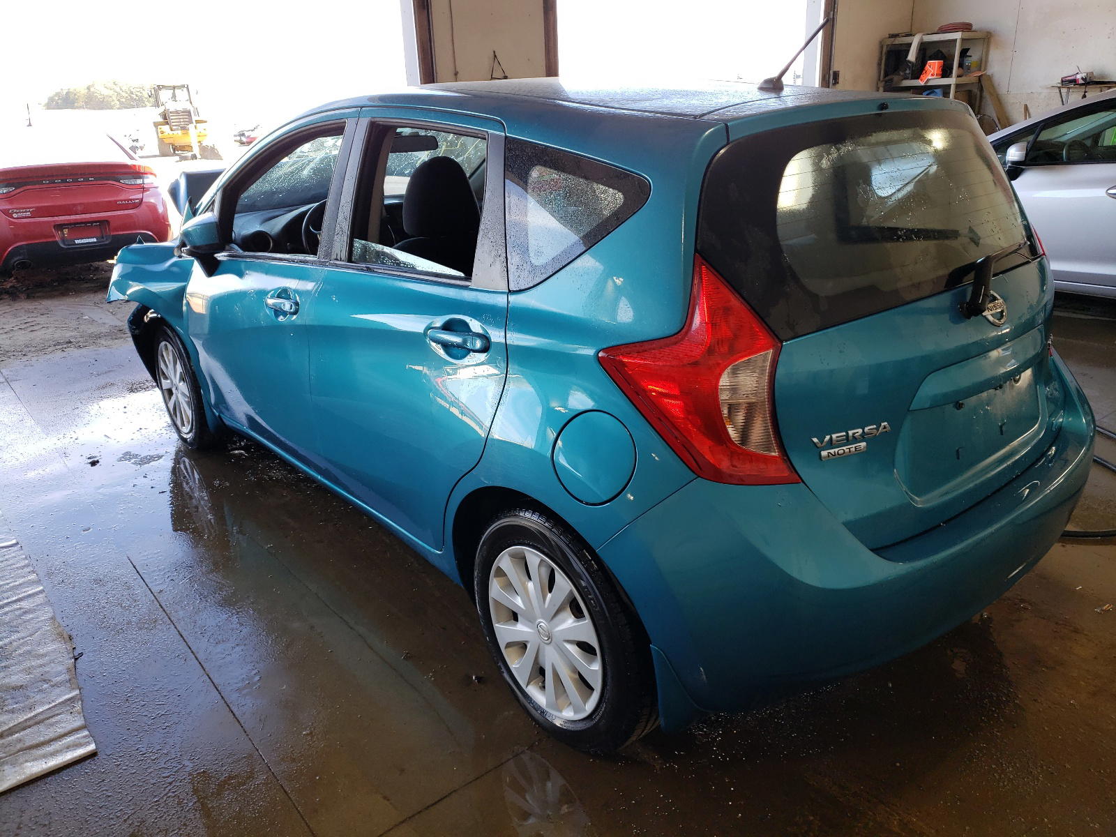 Photo 3 from auction – 2015 NISSAN VERSA NOTE with VIN 3N1CE2CP3FL363328