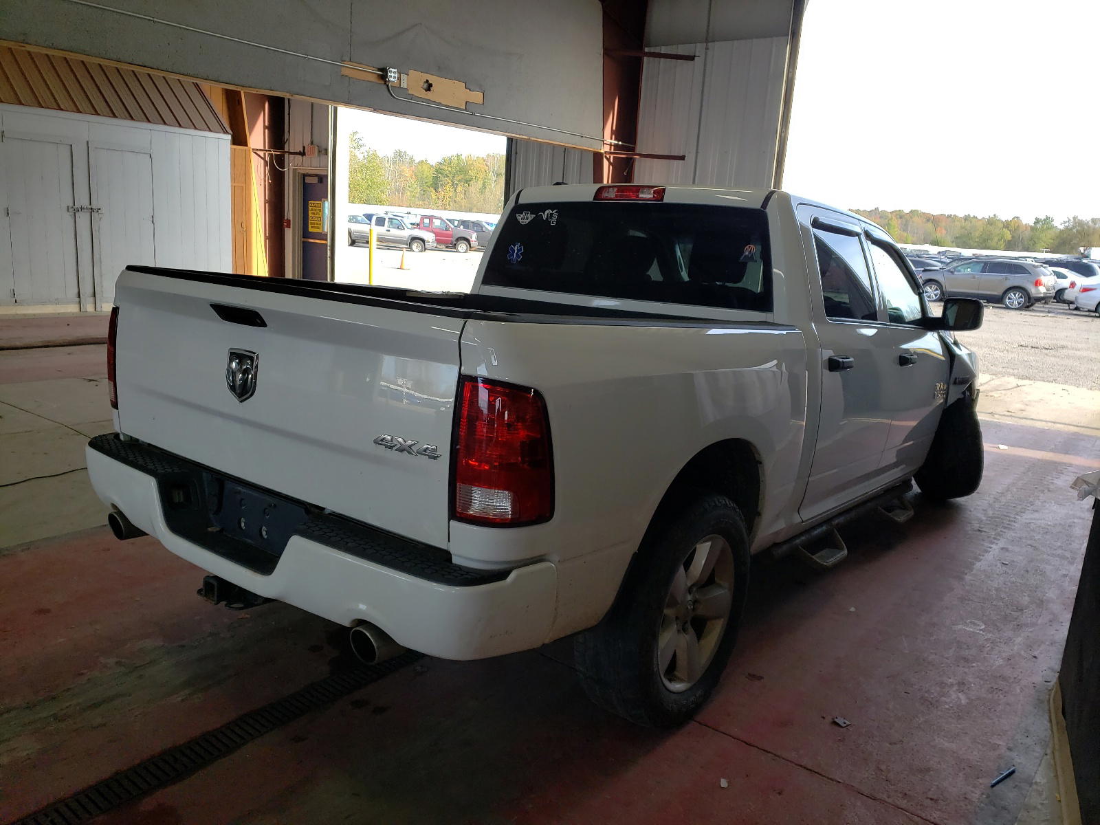 Photo 4 from auction – 2015 RAM 1500 ST with VIN 1C6RR7KT1FS508589