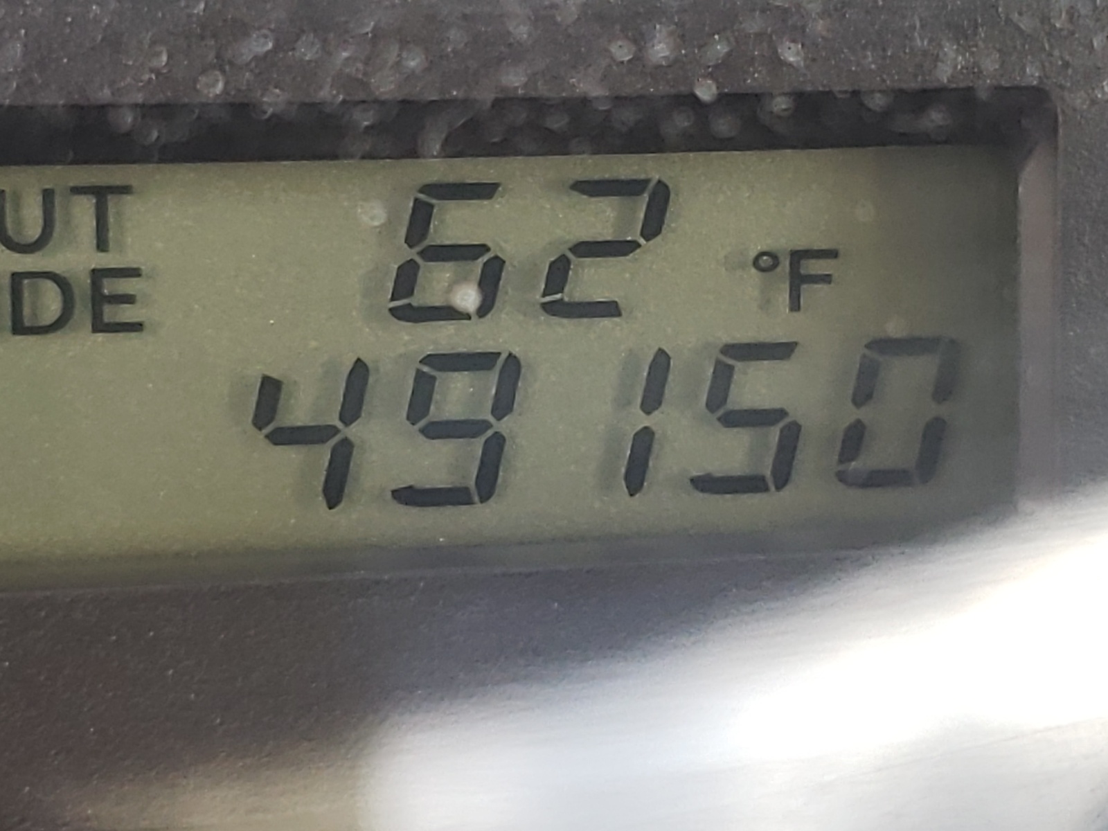 Photo 8 from auction – 2004 TOYOTA COROLLA CE with VIN 1NXBR38E24Z263827