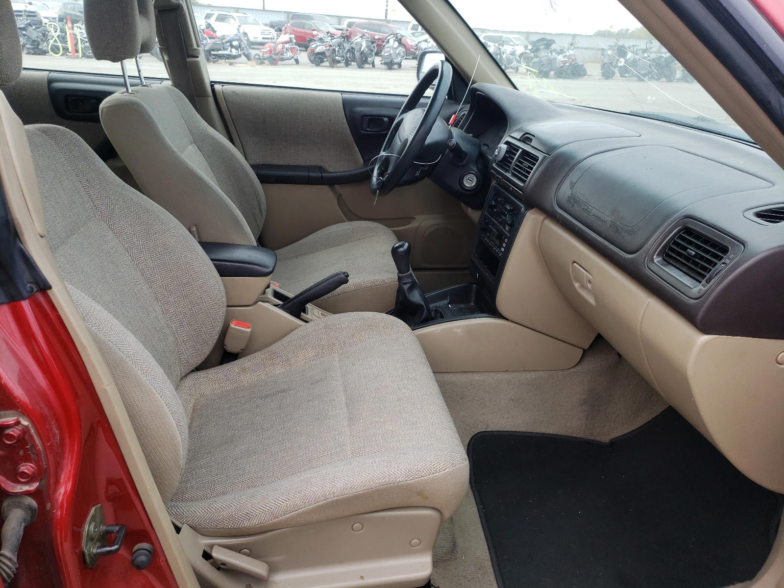 Photo 5 from auction – 2001 SUBARU FORESTER L with VIN JF1SF63591G768494