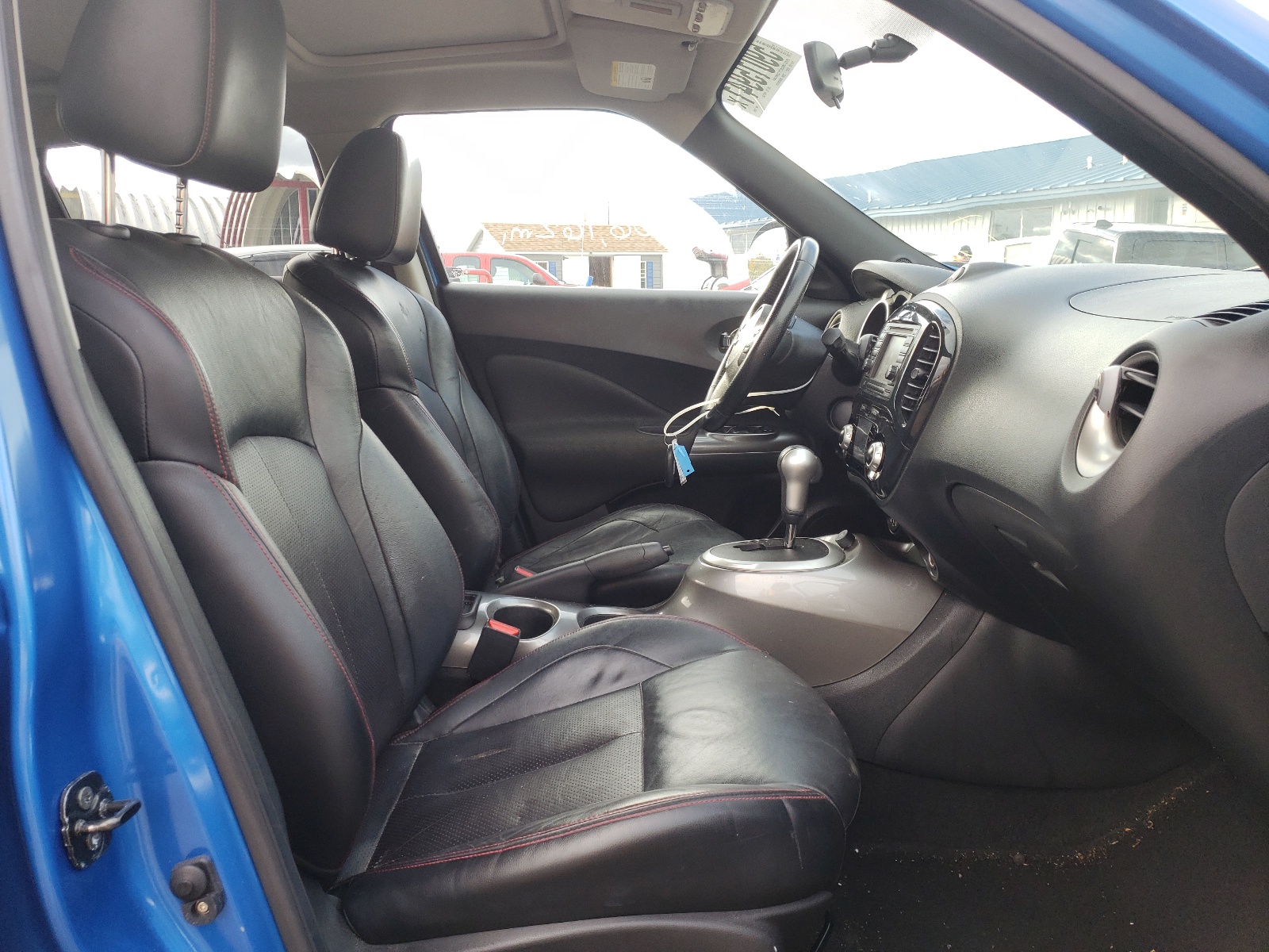 Photo 5 from auction – 2012 NISSAN JUKE S with VIN JN8AF5MV8CT119959