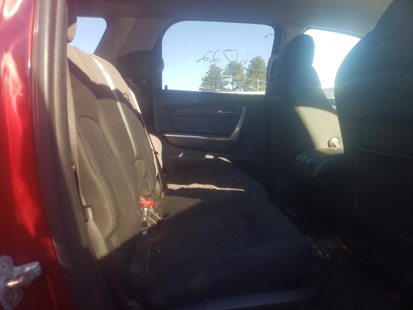 Zdjęcie 6 z aukcji – 2011 GMC ACADIA SLE z VIN 1GKKRNED1BJ290788