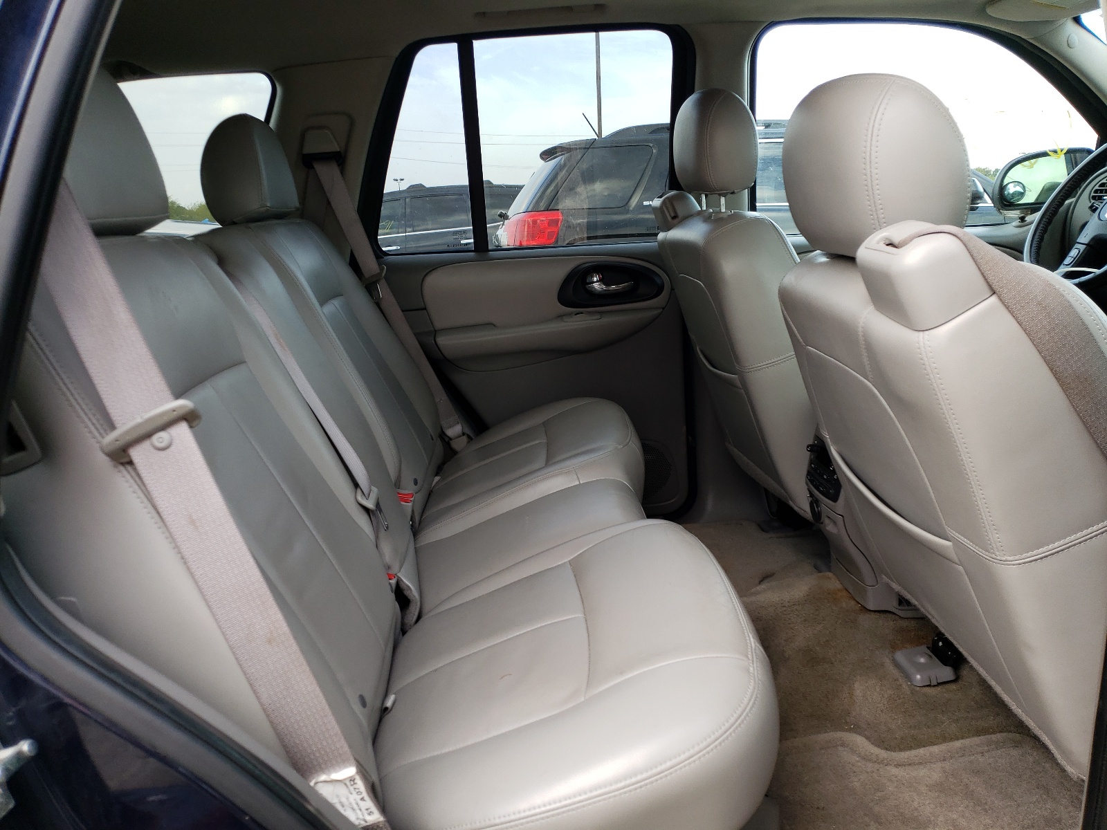 Photo 6 from auction – 2007 CHEVROLET TRAILBLAZE with VIN 1GNDT13S572240193