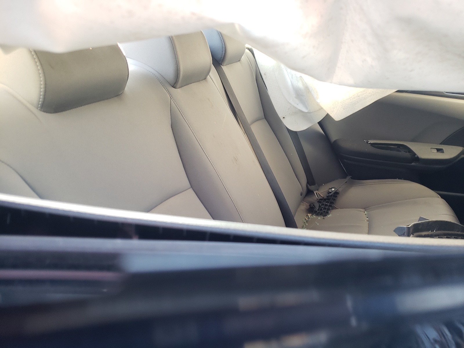 Photo 6 from auction – 2019 HONDA CIVIC LX with VIN 2HGFC2F6XKH553635