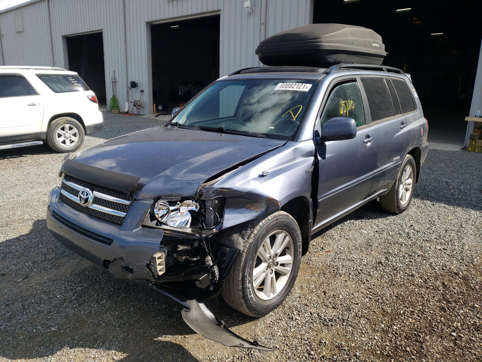 Photo 2 from auction – 2006 TOYOTA HIGHLANDER with VIN JTEEW21A360030864