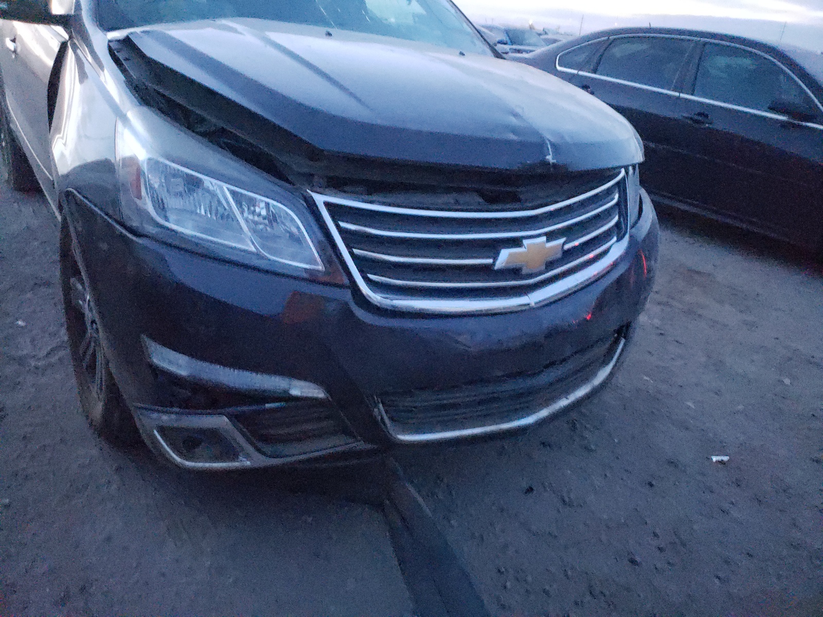 Photo 9 from auction – 2015 CHEVROLET TRAVERSE L with VIN 1GNKVGKD7FJ324799