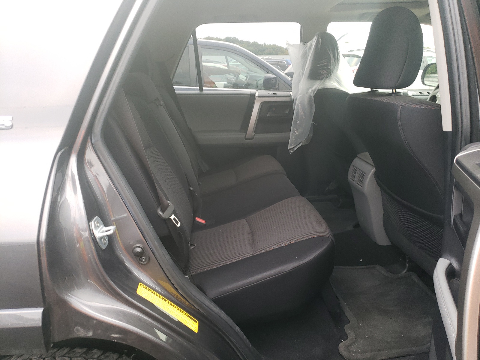 Photo 6 from auction – 2013 TOYOTA 4RUNNER SR with VIN JTEBU5JR0D5121915