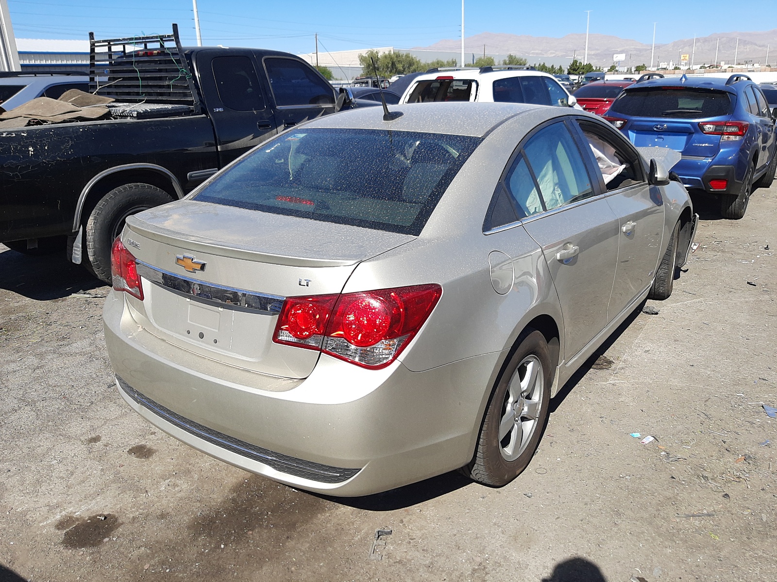 Photo 4 from auction – 2014 CHEVROLET CRUZE LT with VIN 1G1PC5SB4E7430543