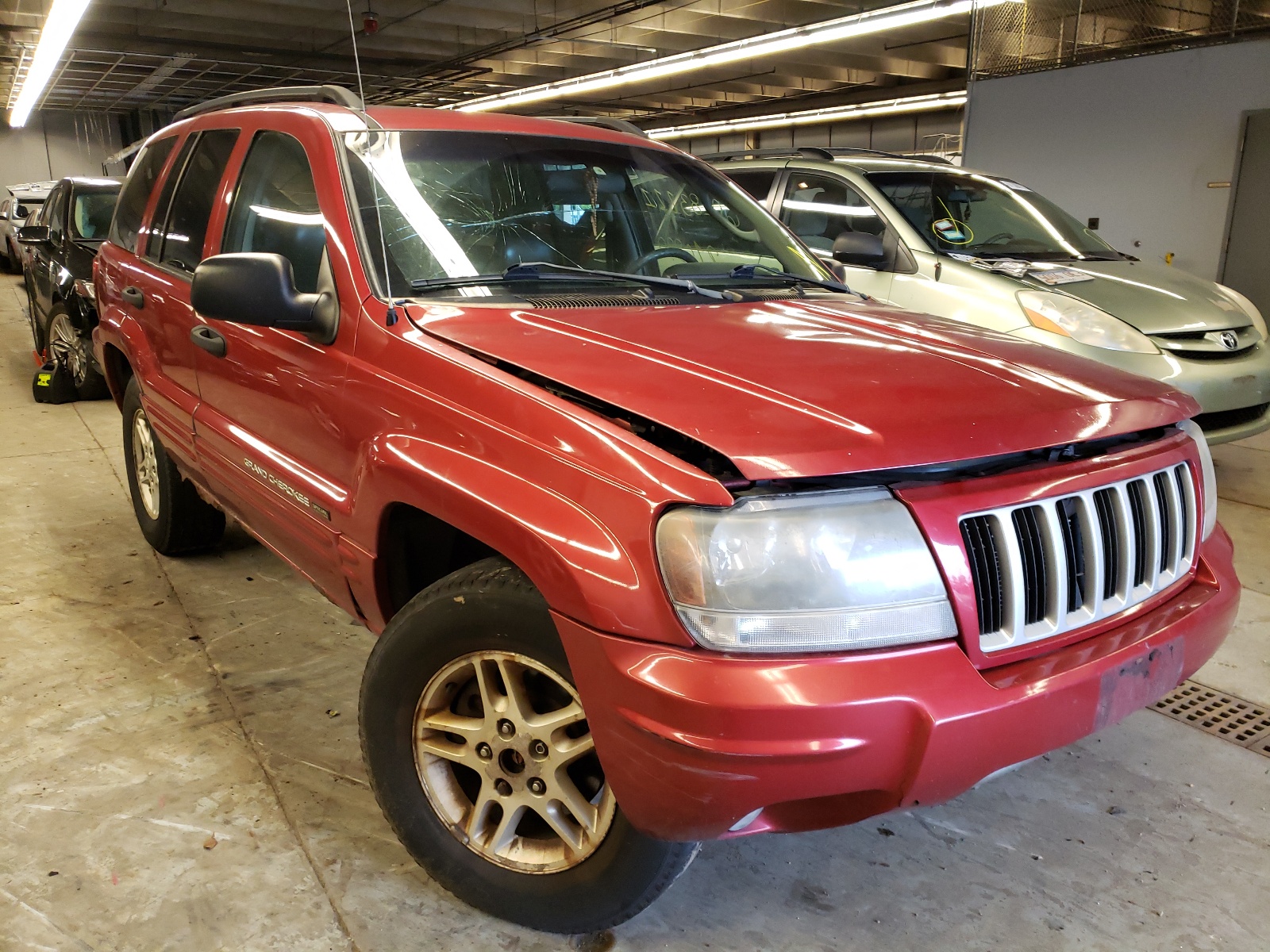 JEEP GRAND CHER 2004 with VIN 1J4GW48S74C307416 - Photo from auction