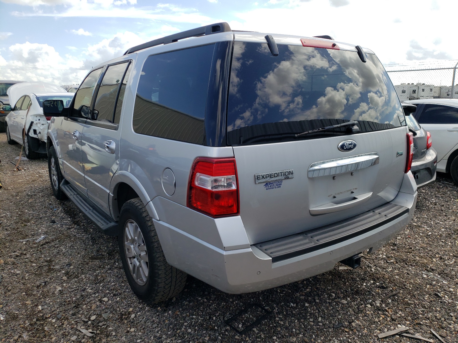 Photo 3 from auction – 2013 FORD EXPEDITION with VIN 1FMJU1H57DEF51545