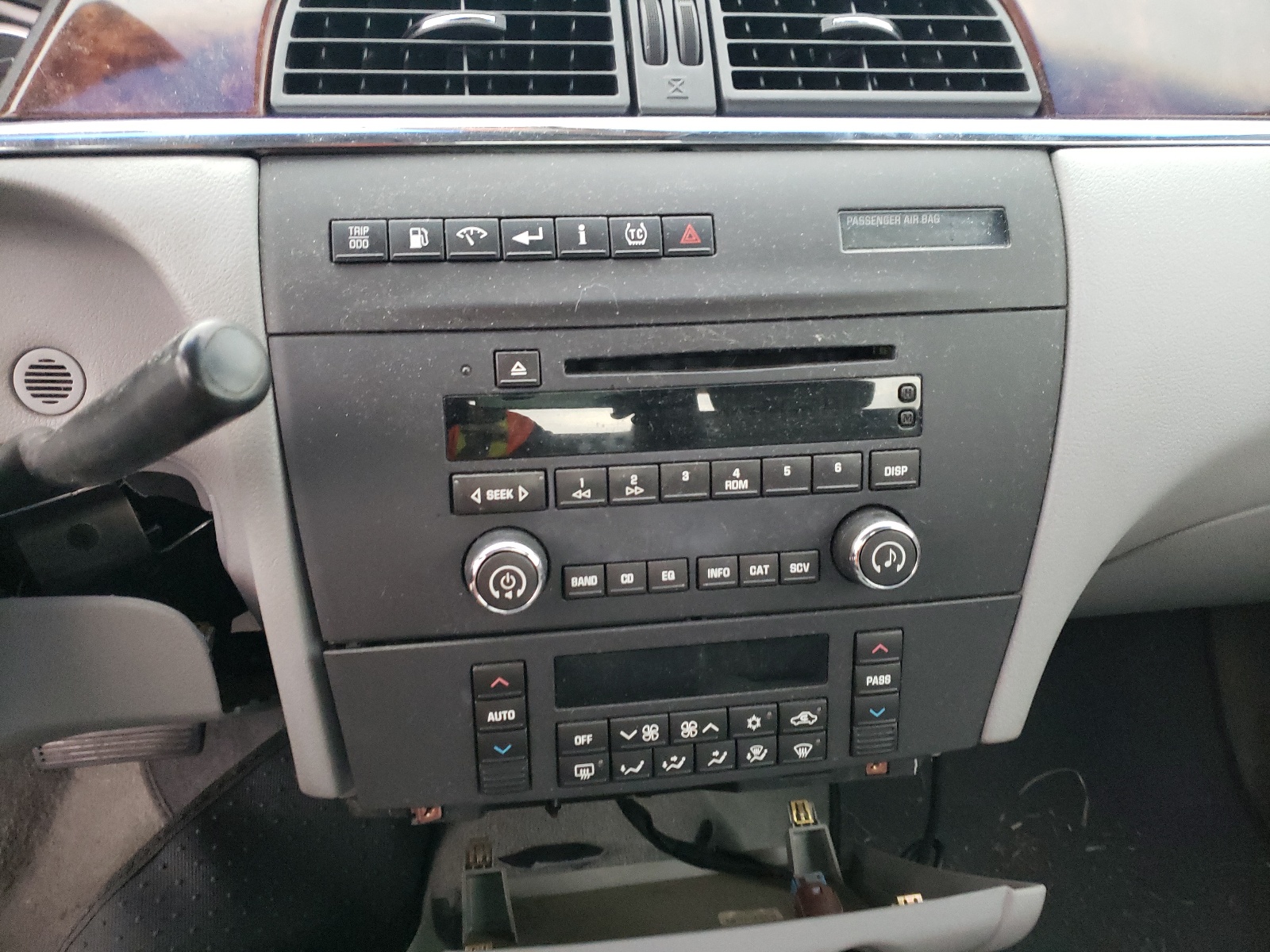 Zdjęcie 9 z aukcji – 2007 BUICK LACROSSE C z VIN 2G4WC582771172086