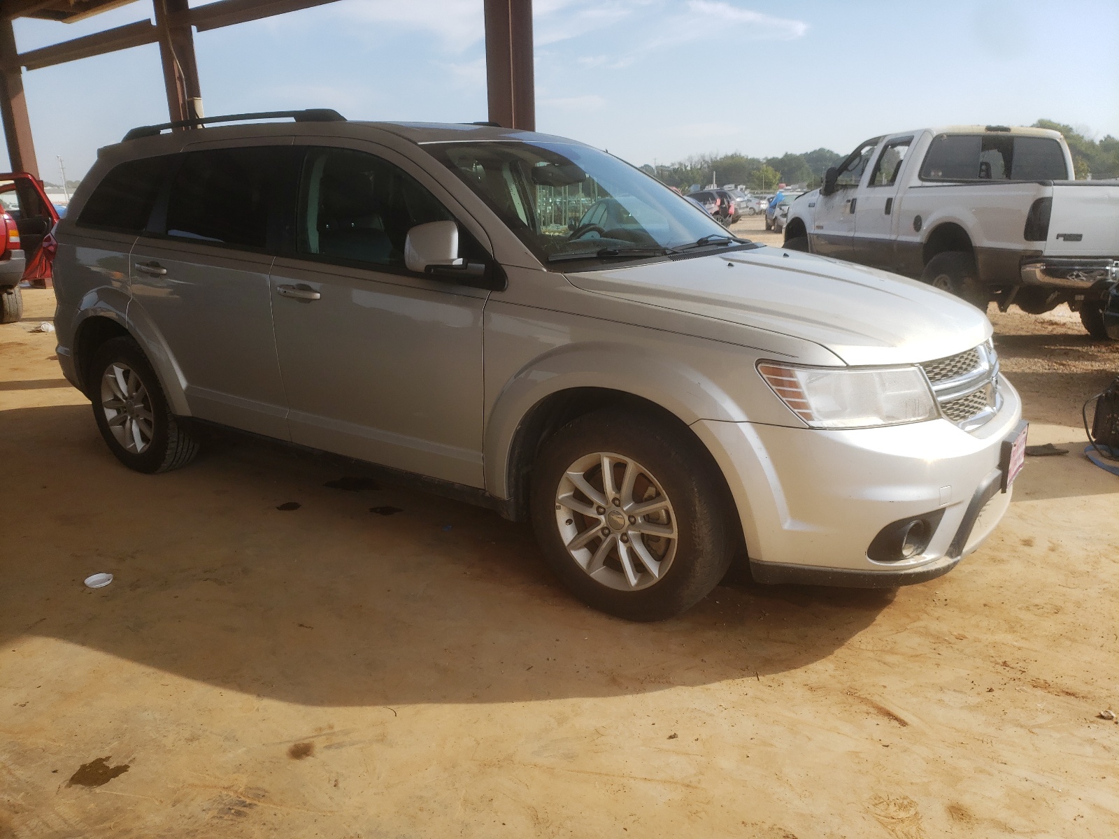 DODGE JOURNEY SX 2014 with VIN 3C4PDCBG7ET285773 - Photo from auction