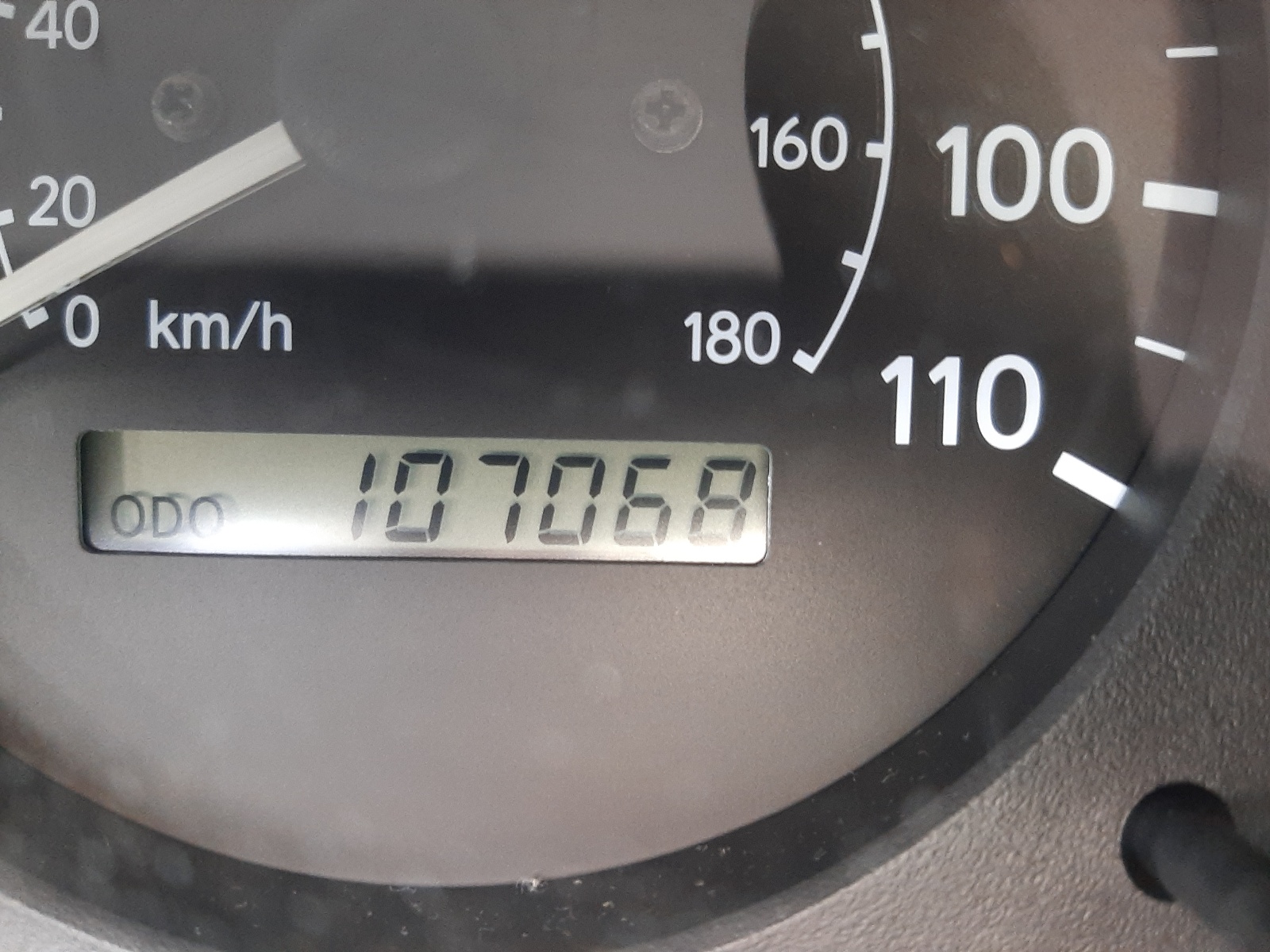 Photo 8 from auction – 2001 TOYOTA COROLLA CE with VIN 1NXBR12E51Z448320