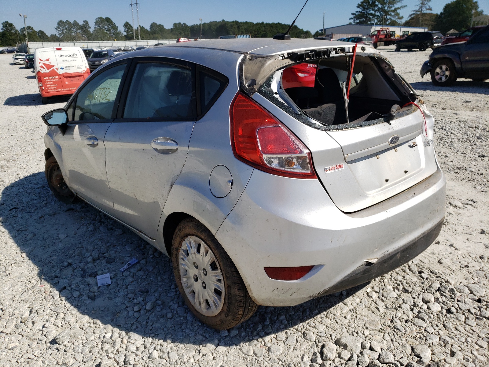 Photo 3 from auction – 2016 FORD FIESTA S with VIN 3FADP4TJ3GM169533