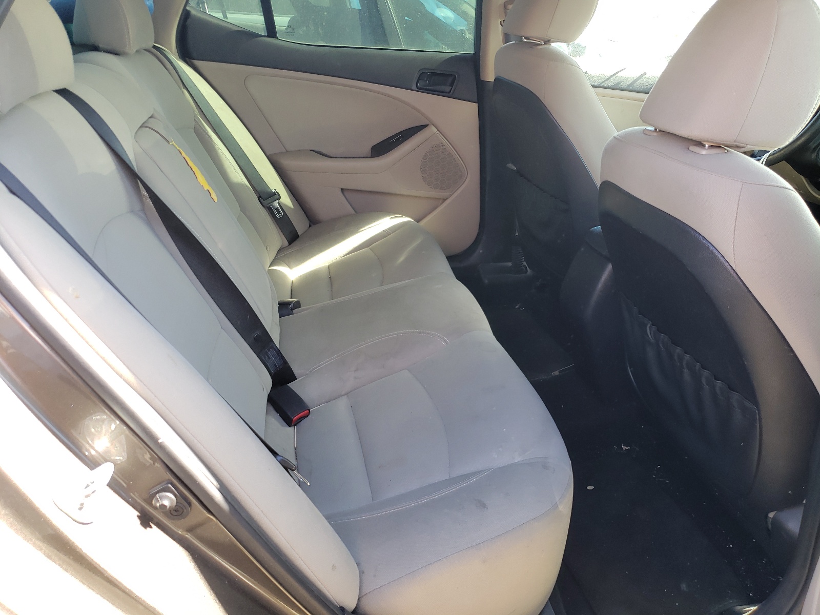 Photo 6 from auction – 2014 KIA OPTIMA LX with VIN 5XXGM4A75EG318093