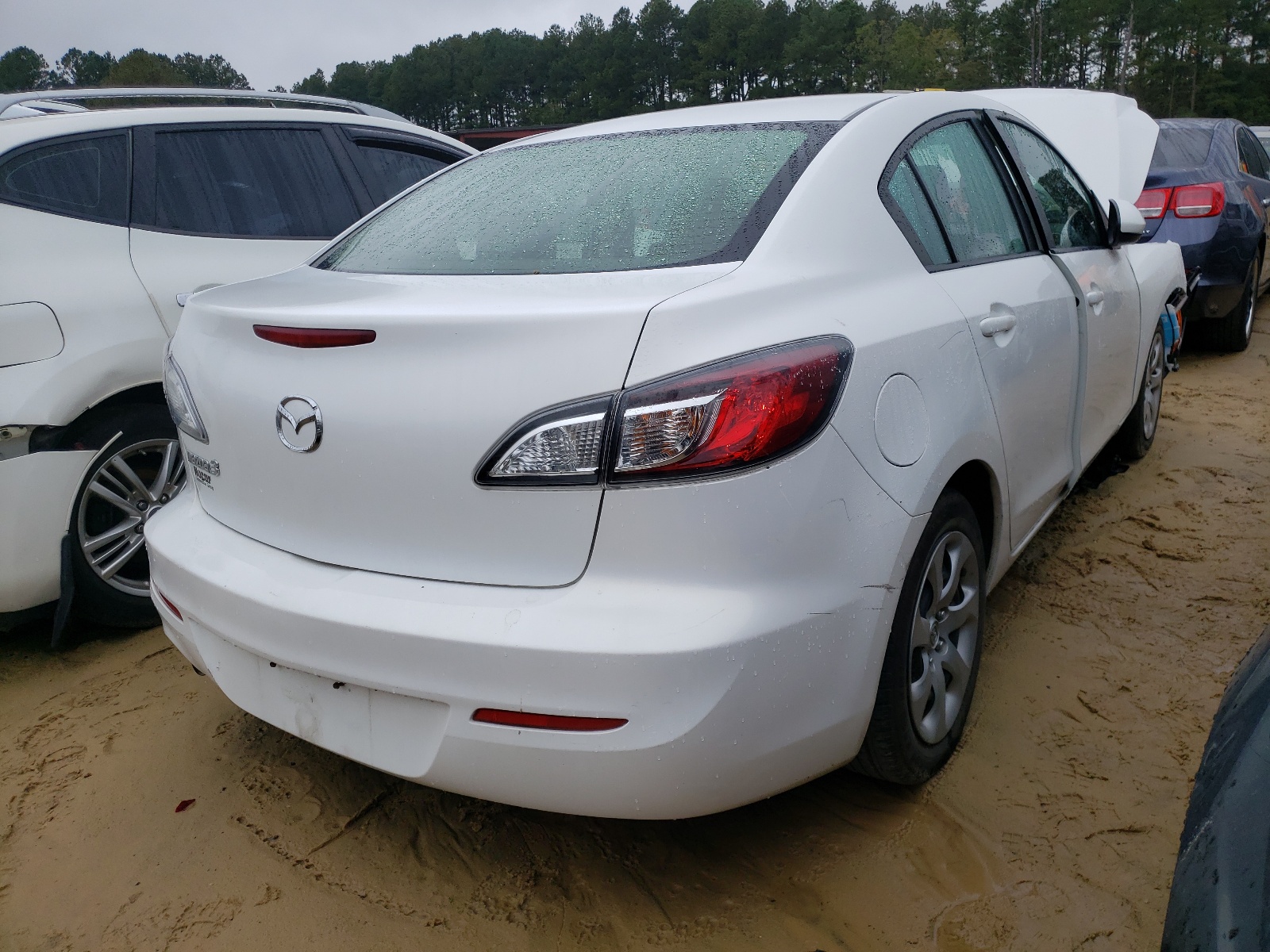 Zdjęcie 4 z aukcji – 2012 MAZDA 3 I z VIN JM1BL1UF1C1612078