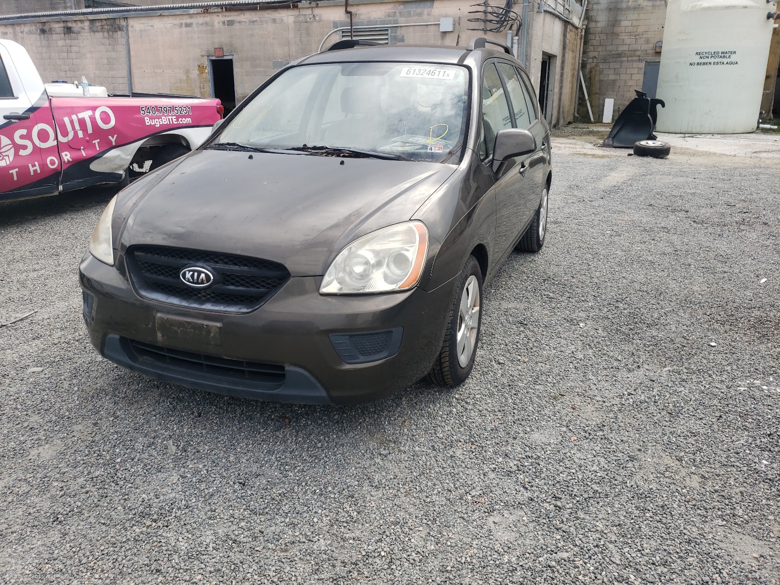 Photo 2 from auction – 2009 KIA RONDO with VIN KNAFG528097221444