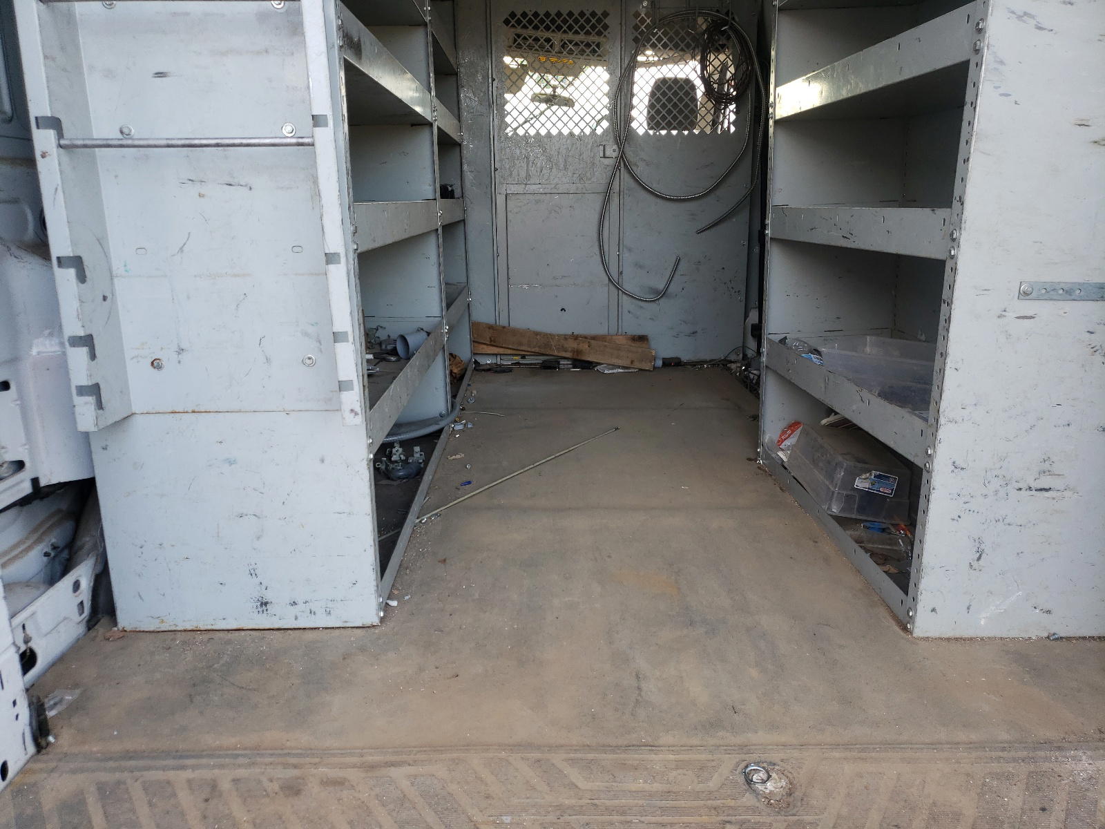 Photo 6 from auction – 2015 FORD TRANSIT T- with VIN 1FTYR1CM1FKA19666
