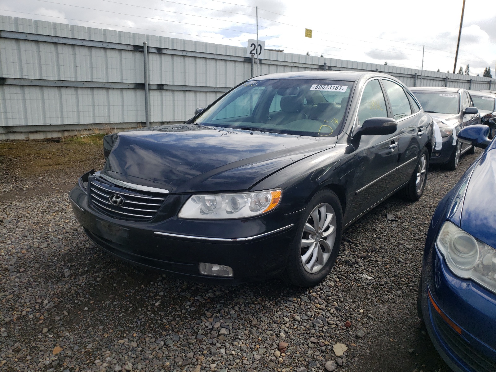 Photo 2 from auction – 2007 HYUNDAI AZERA SE with VIN KMHFC46FX7A230102