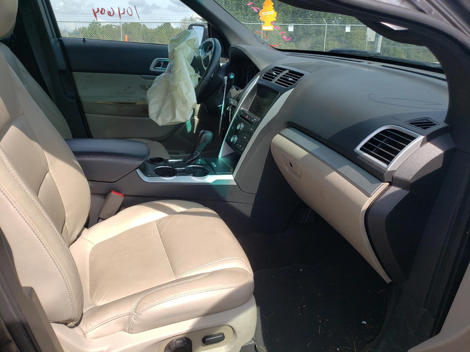 Photo 5 from auction – 2015 FORD EXPLORER X with VIN 1FM5K7D85FGB15858