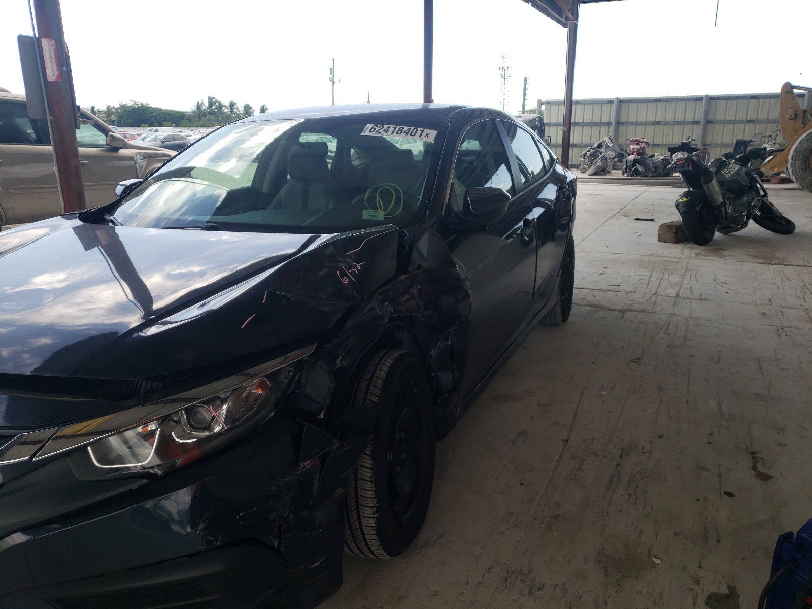Photo 9 from auction – 2018 HONDA CIVIC LX with VIN 2HGFC2F50JH578923