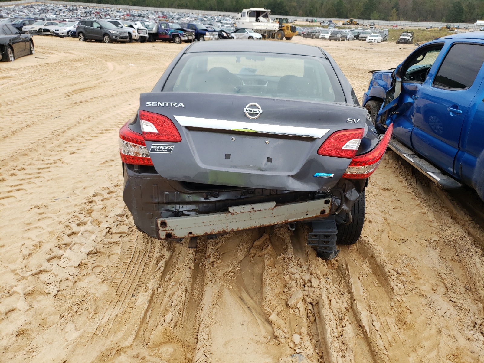 Photo 9 from auction – 2014 NISSAN SENTRA with VIN 3N1AB7AP7EY325831