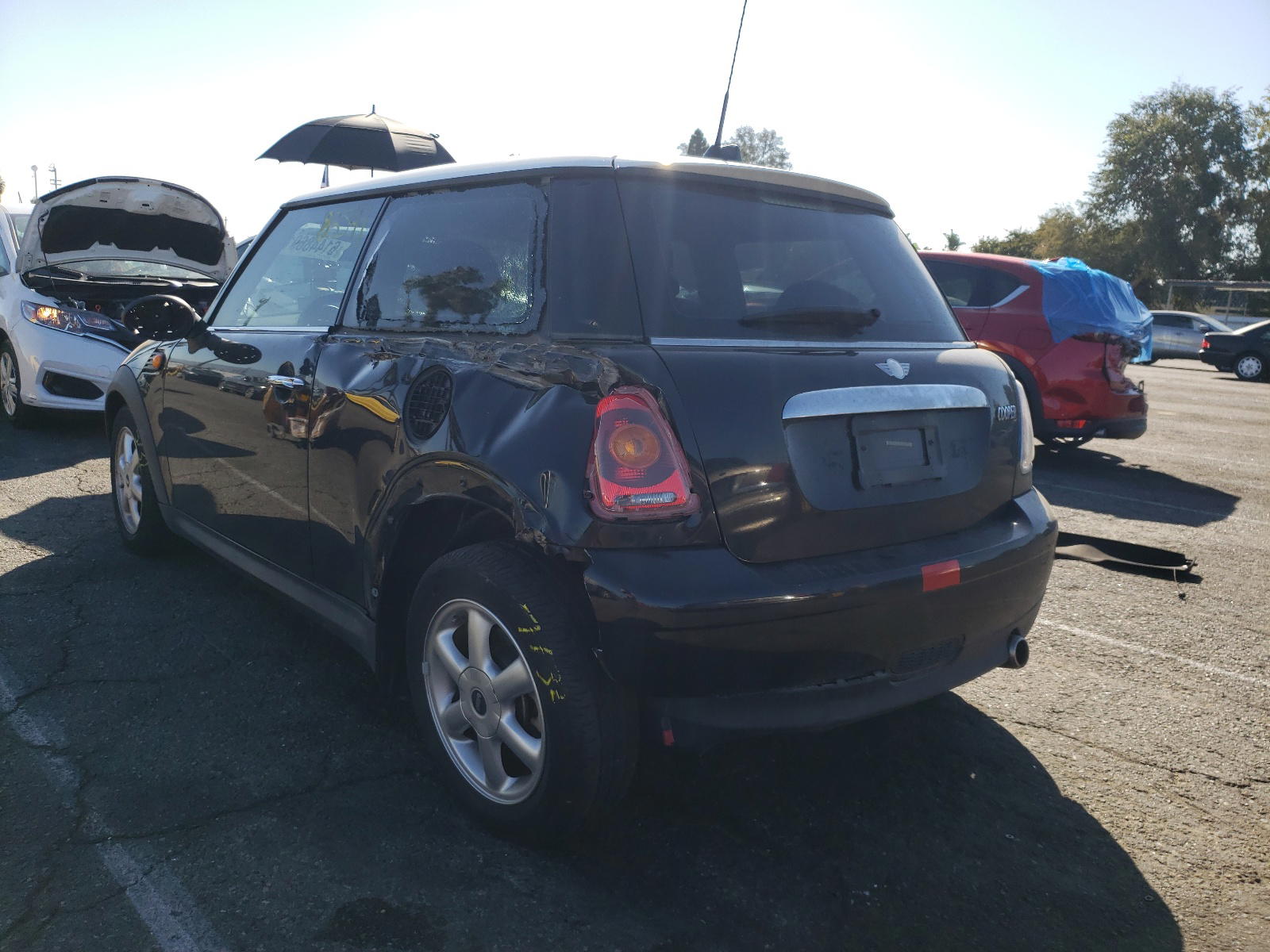 Photo 3 from auction – 2010 MINI COOPER with VIN WMWMF3C57ATZ24277
