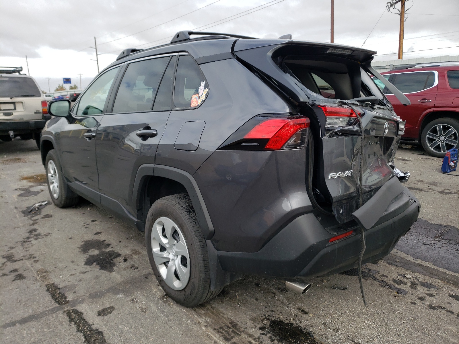 Photo 3 from auction – 2021 TOYOTA RAV4 LE with VIN 2T3F1RFV9MC152473