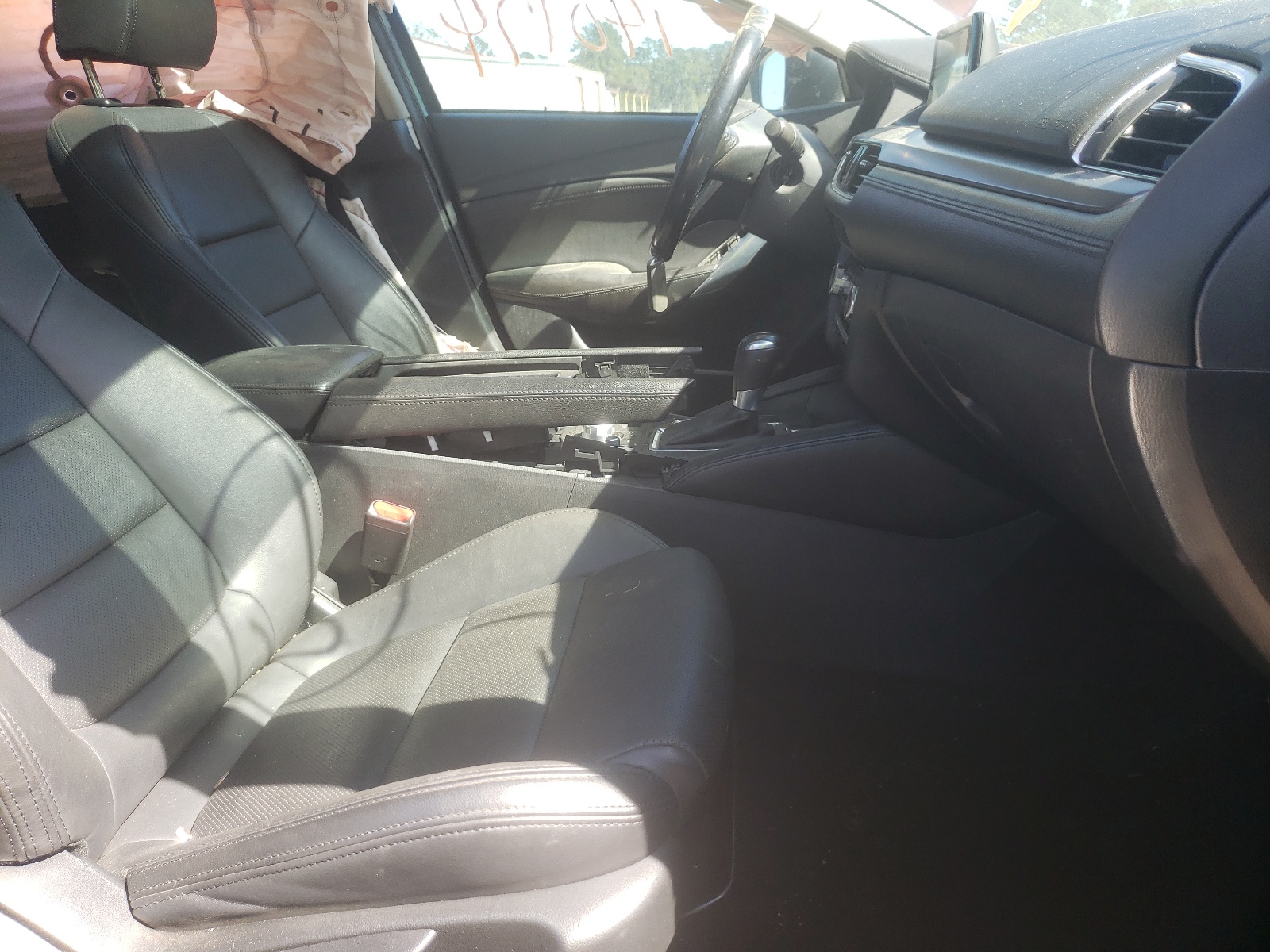 Photo 5 from auction – 2016 MAZDA 6 TOURING with VIN JM1GJ1V52G1469195