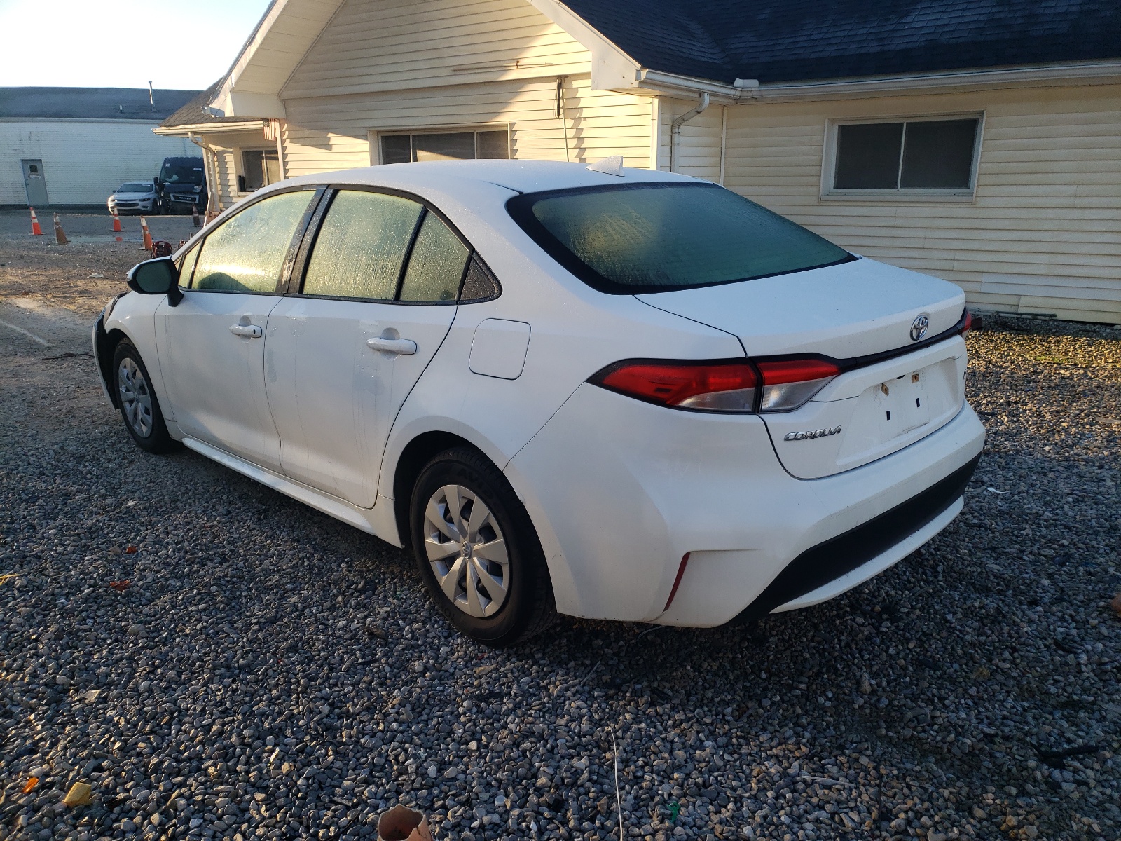 Photo 3 from auction – 2020 TOYOTA COROLLA L with VIN JTDDPRAE4LJ006250