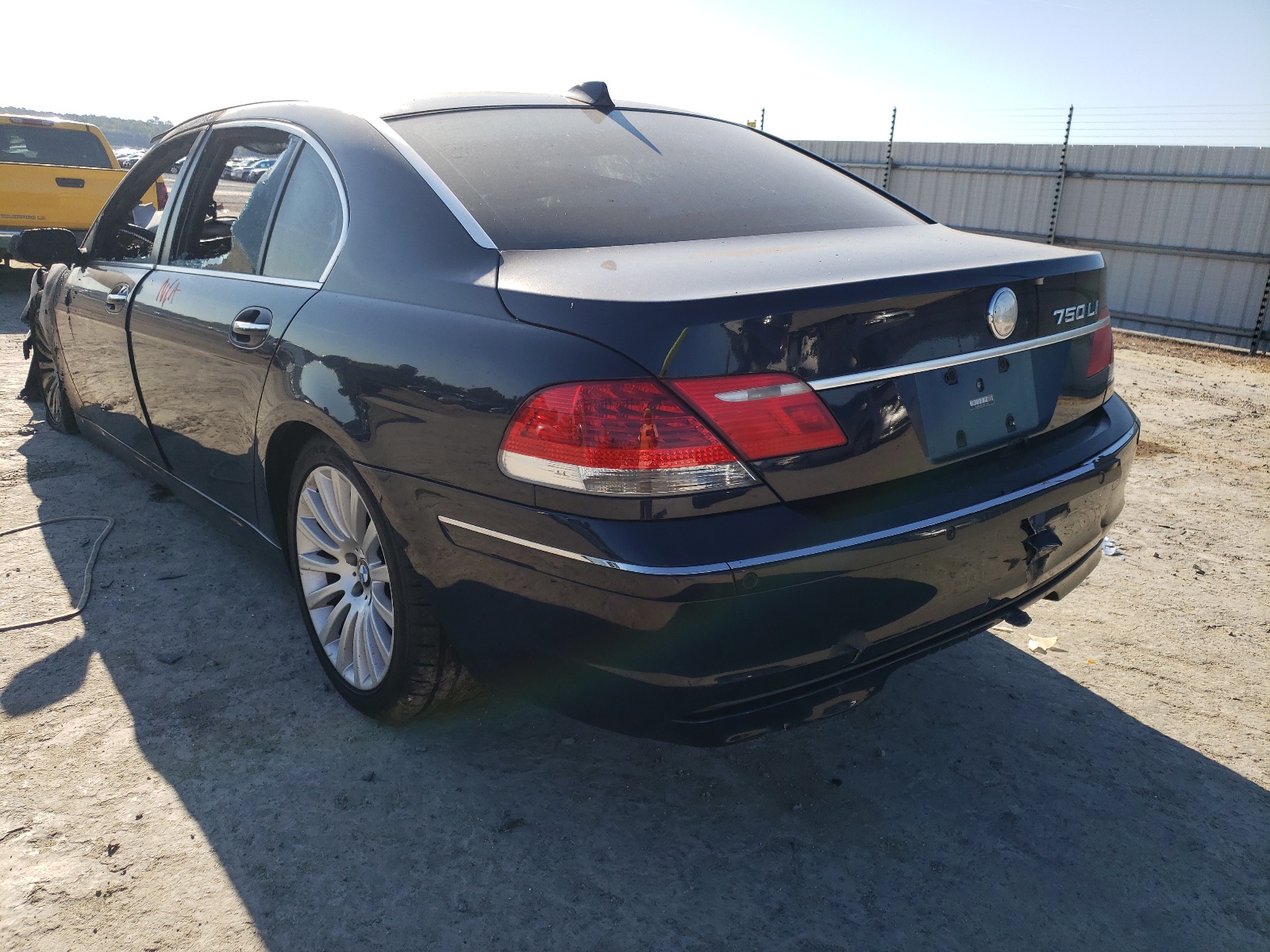 Photo 3 from auction – 2006 BMW 750 LI with VIN WBAHN83536DT34368