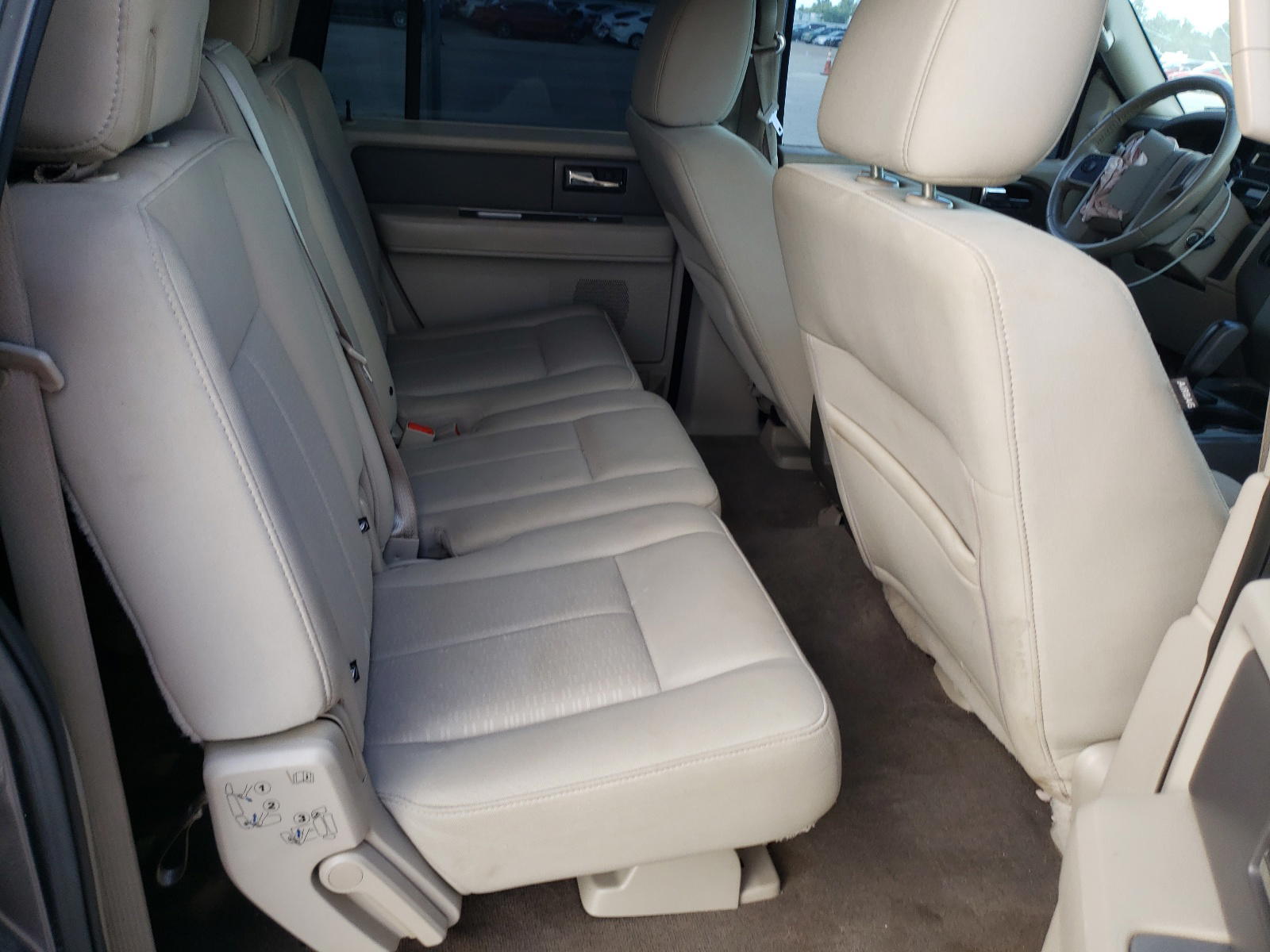 Photo 6 from auction – 2012 FORD EXPEDITION with VIN 1FMJK1G54CEF65067