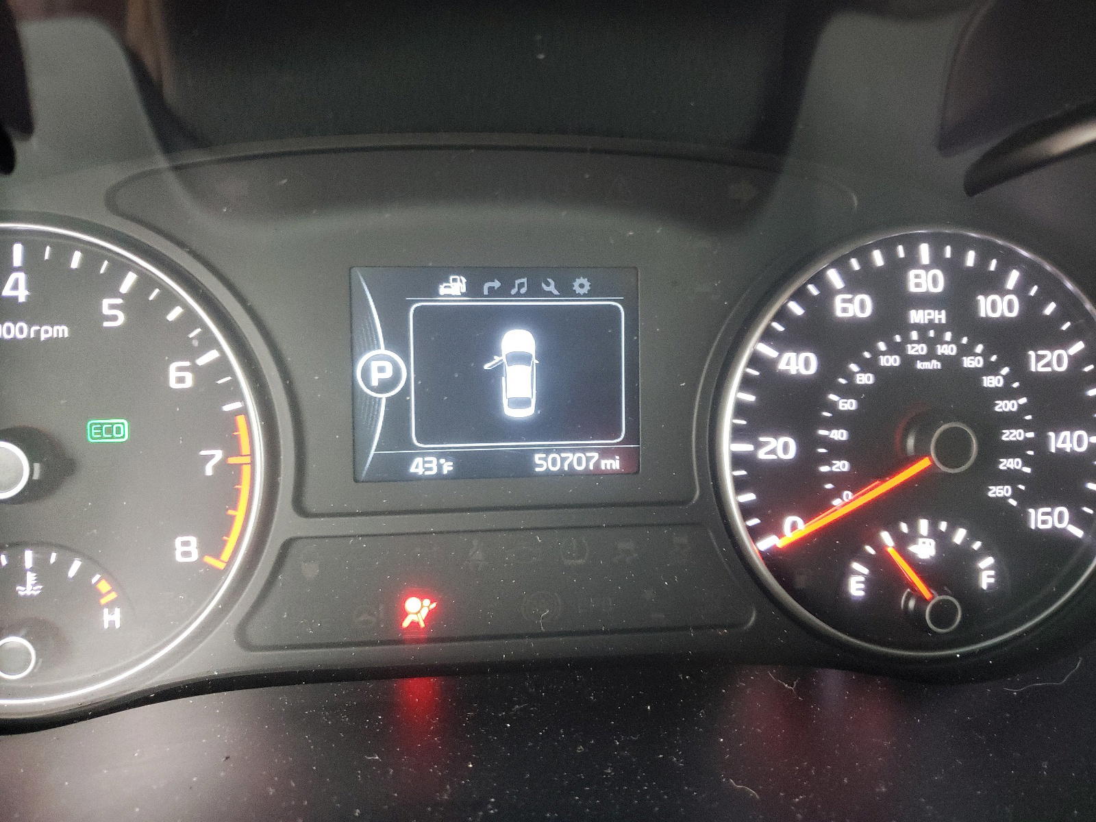 Photo 8 from auction – 2016 KIA OPTIMA EX with VIN 5XXGU4L33GG005086