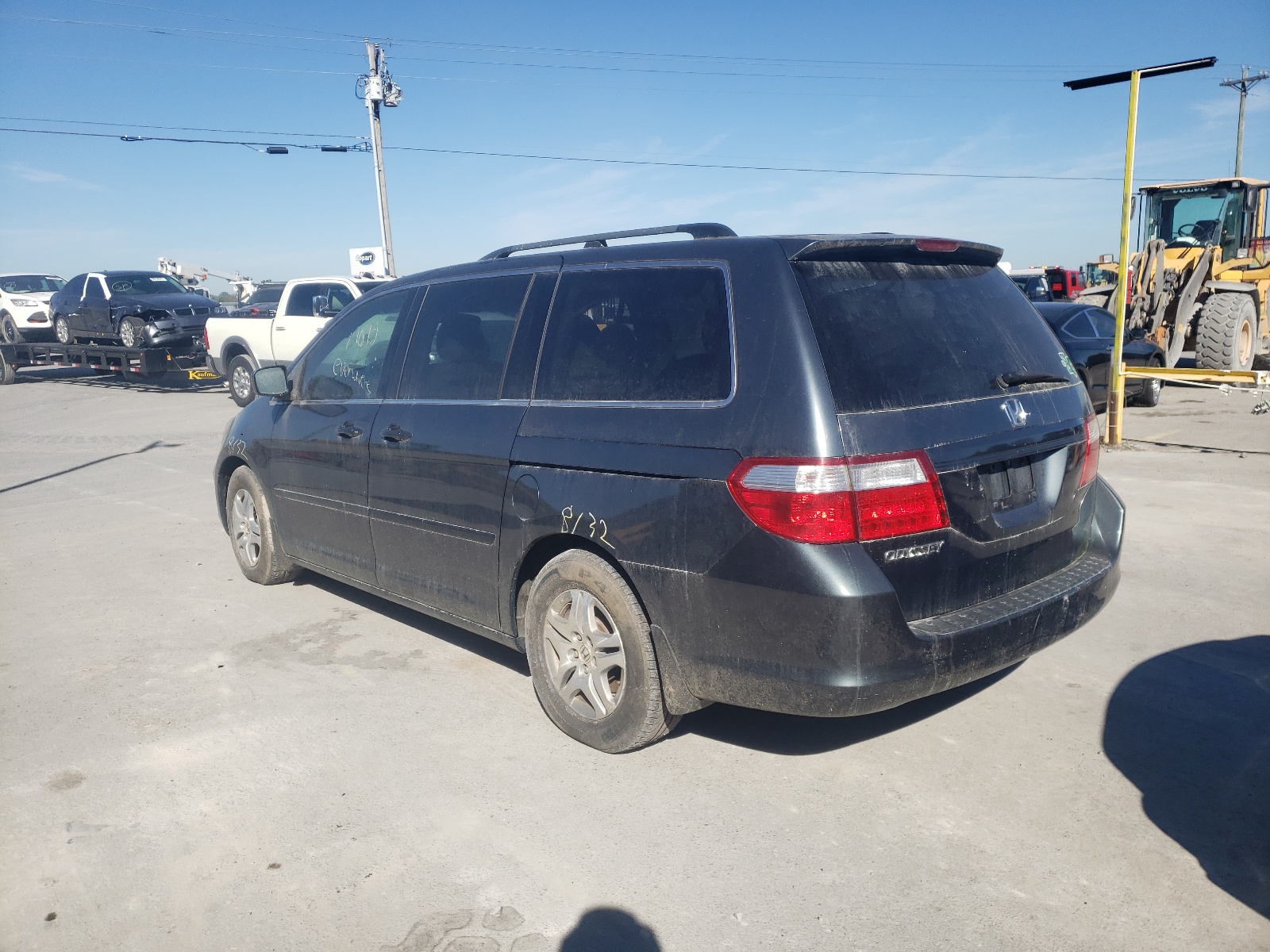 Photo 3 from auction – 2006 HONDA ODYSSEY EX with VIN 5FNRL38776B427283