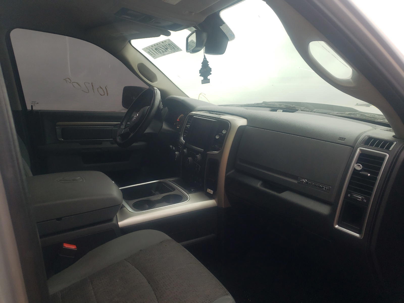 Photo 5 from auction – 2017 RAM 1500 SLT with VIN 1C6RR7LG6HS728573