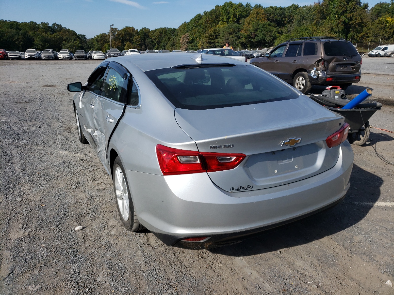 Photo 3 from auction – 2018 CHEVROLET MALIBU LT with VIN 1G1ZD5ST3JF241641
