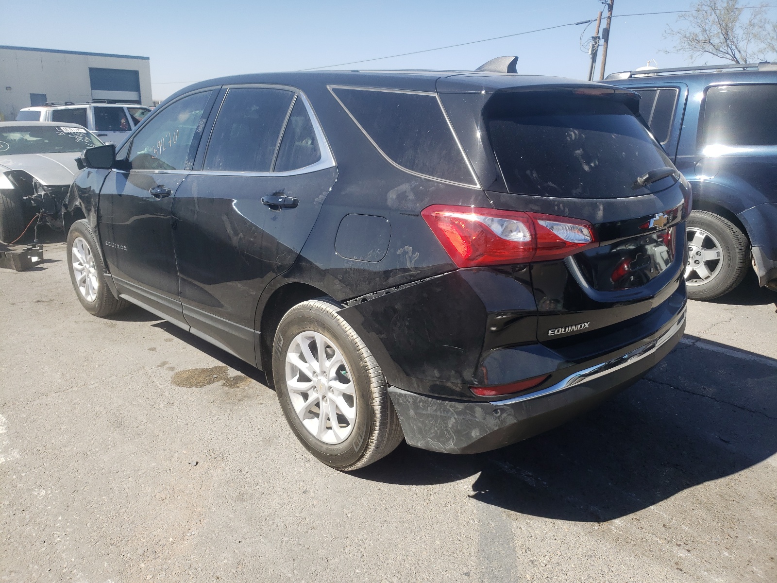 Photo 3 from auction – 2019 CHEVROLET EQUINOX LT with VIN 3GNAXKEVXKL370532