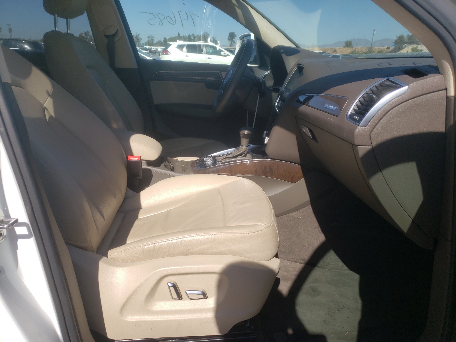 Photo 5 from auction – 2014 AUDI Q5 TDI PRE with VIN WA1CMAFP3EA106773