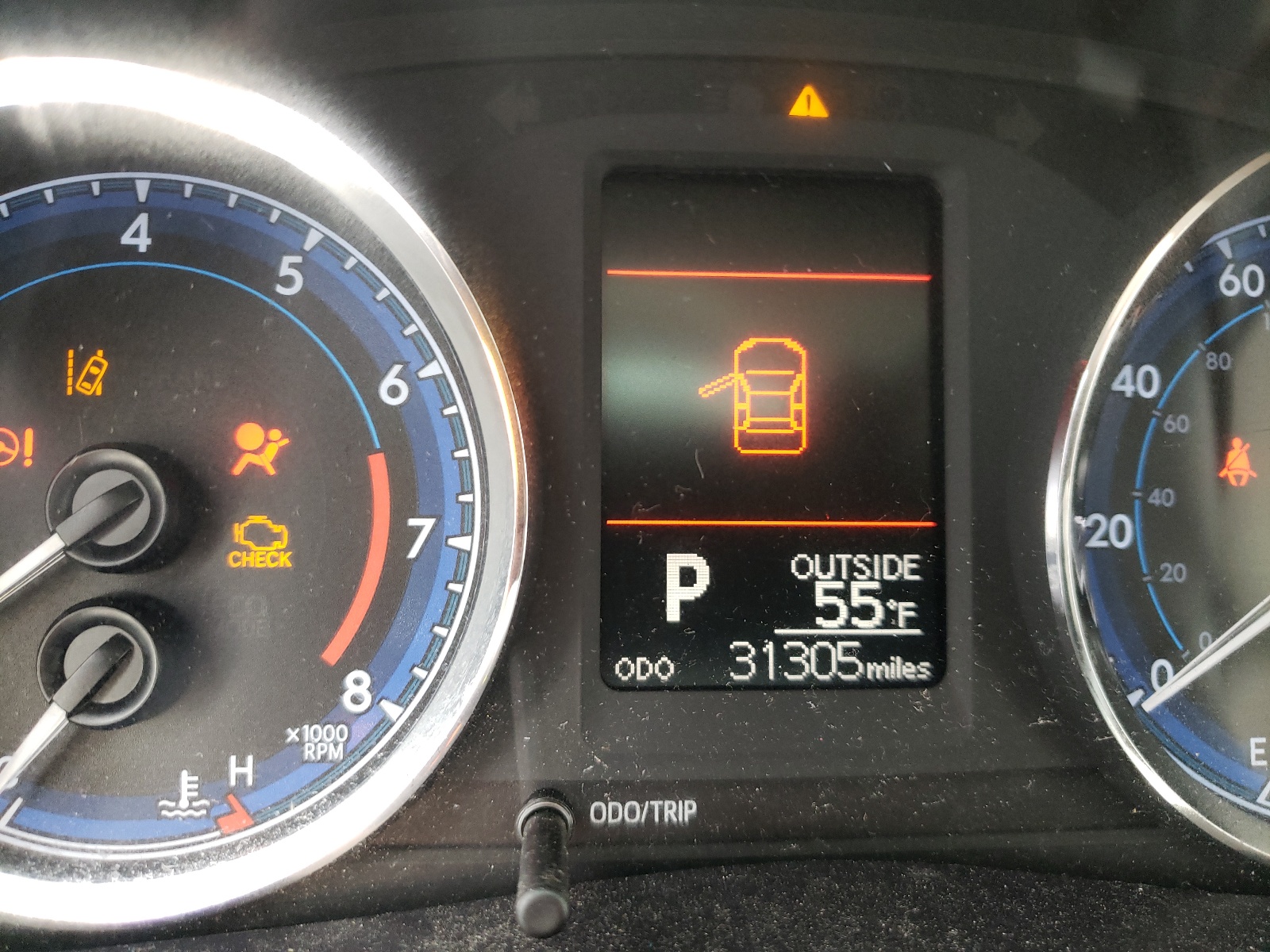 Photo 8 from auction – 2018 TOYOTA COROLLA L with VIN 2T1BURHE2JC011476