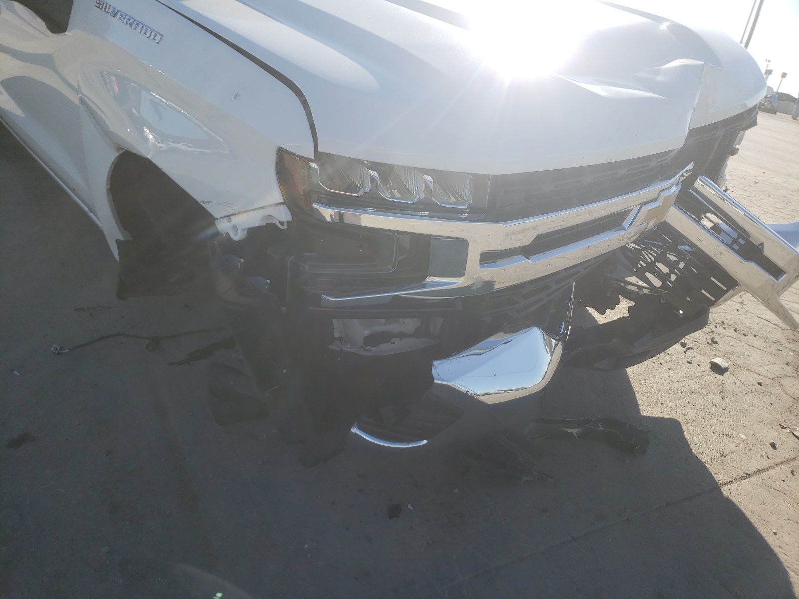 Photo 9 from auction – 2021 CHEVROLET SILVERADO with VIN 1GCUYDED3MZ330102
