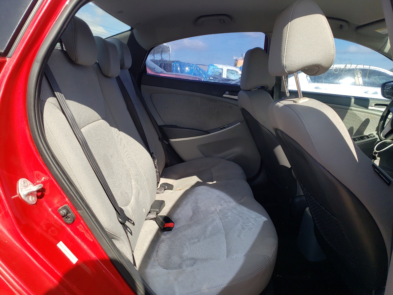 Photo 6 from auction – 2014 HYUNDAI ACCENT GLS with VIN KMHCT4AE5EU720136