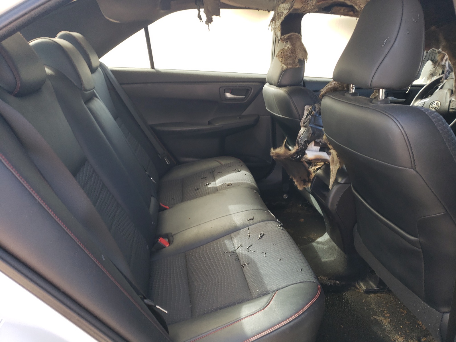 Photo 6 from auction – 2015 TOYOTA CAMRY LE with VIN 4T1BF1FK6FU073683